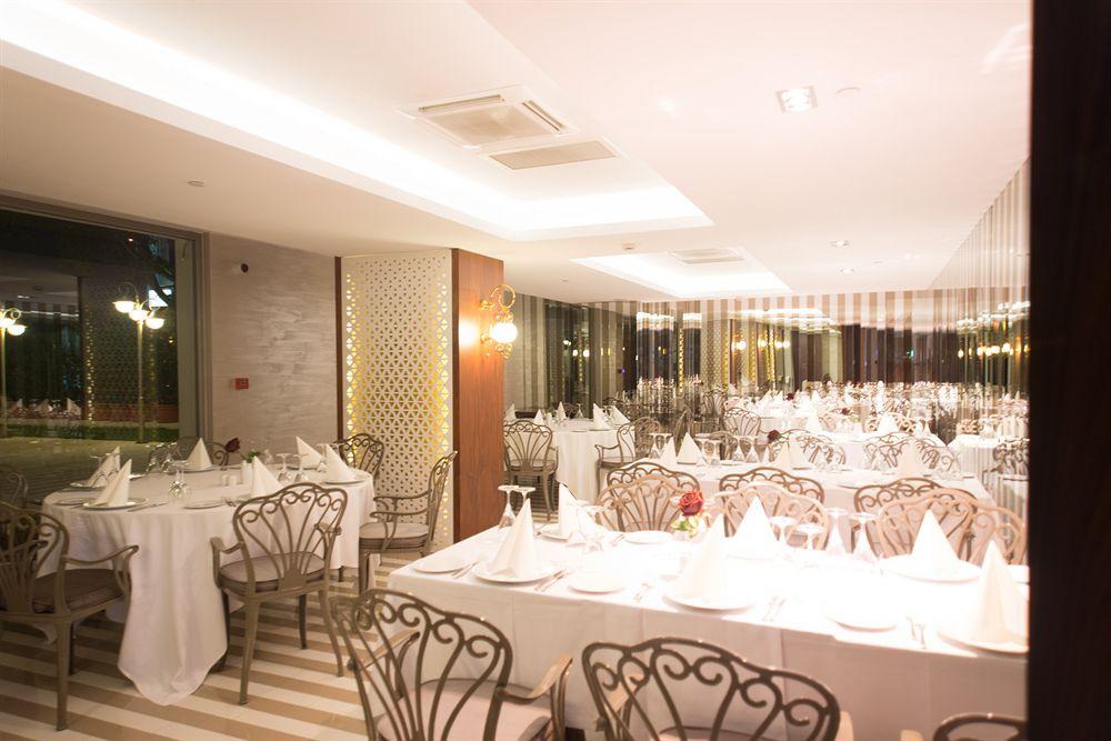 Vogue Hotel Supreme איסטמבול מראה חיצוני תמונה The interior of the restaurant