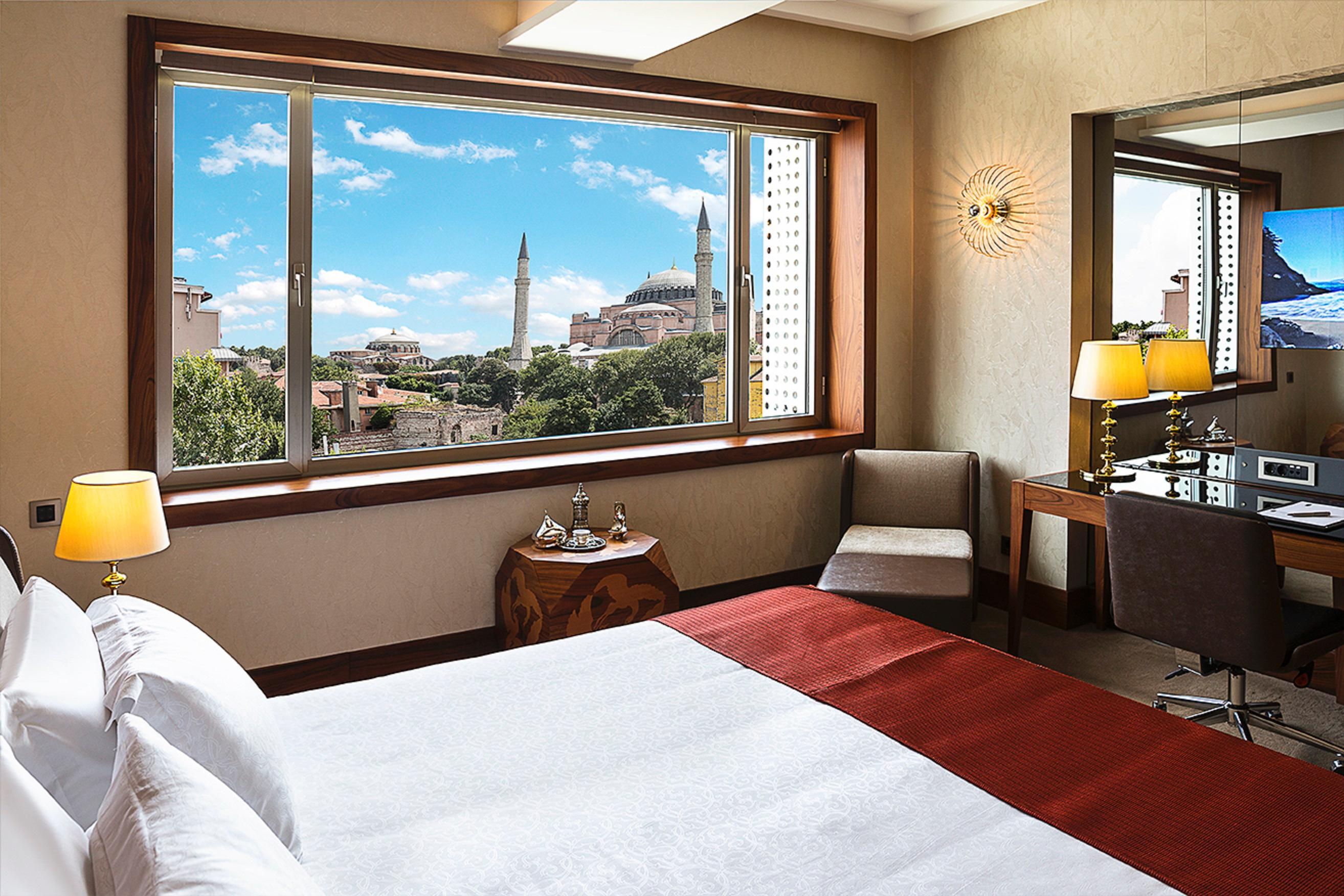 Vogue Hotel Supreme איסטמבול מראה חיצוני תמונה A room at the Four Seasons Hotel Istanbul