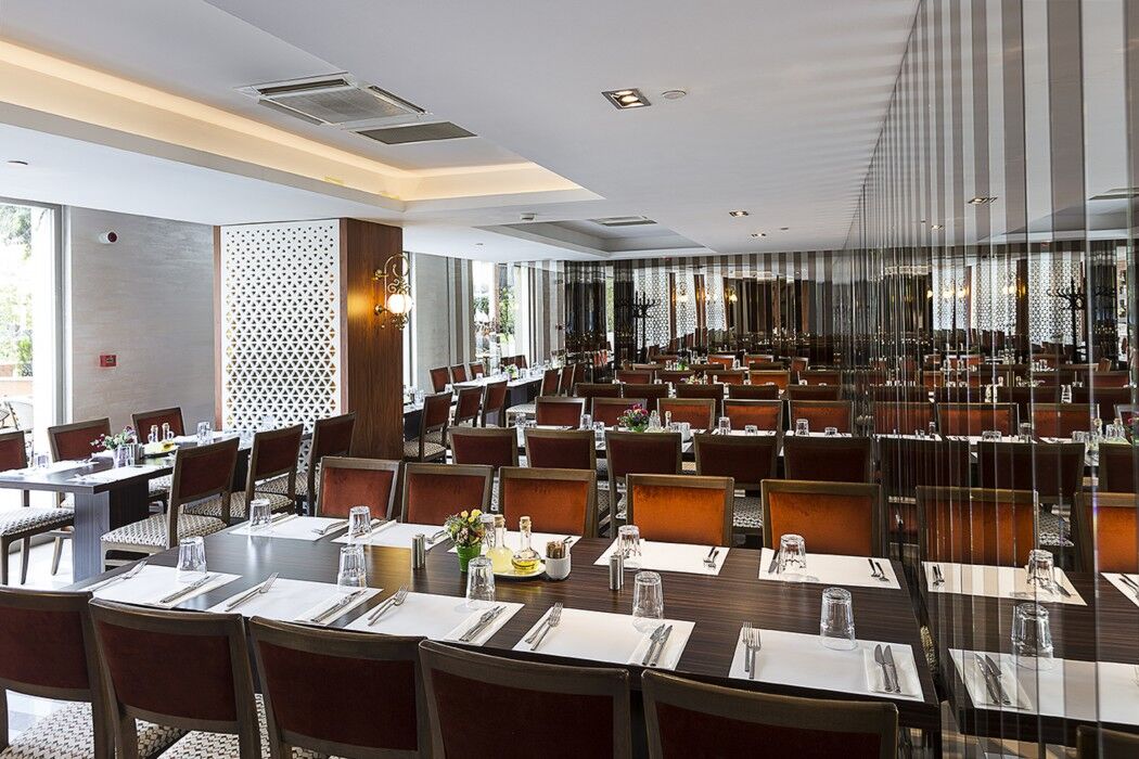 Vogue Hotel Supreme איסטמבול מראה חיצוני תמונה The restaurant